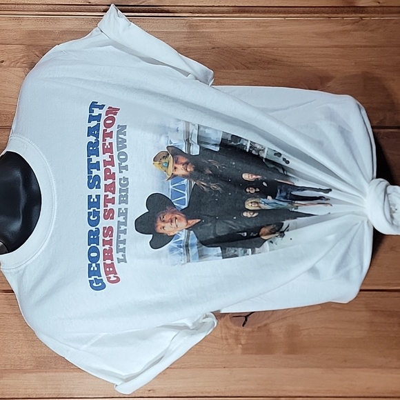 2 For $10!! Concert Tee of Legendary County Artists - Picture 1 of 13